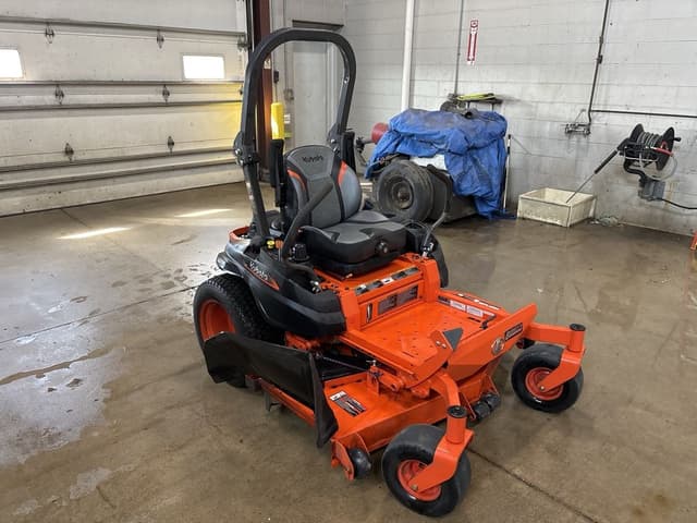 Image of Kubota Z422 equipment image 4