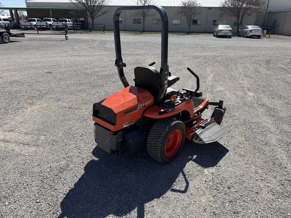 Image of Kubota ZD1011 equipment image 4