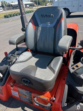 Image of Kubota ZD1611 equipment image 4