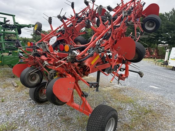 Image of Kuhn GF10803T equipment image 1