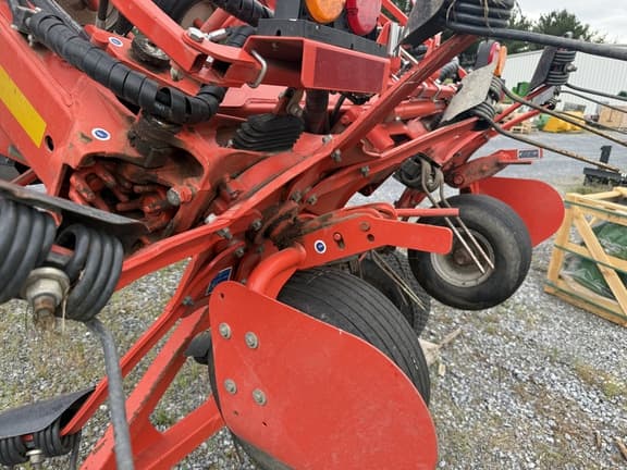 Image of Kuhn GF10803T equipment image 4