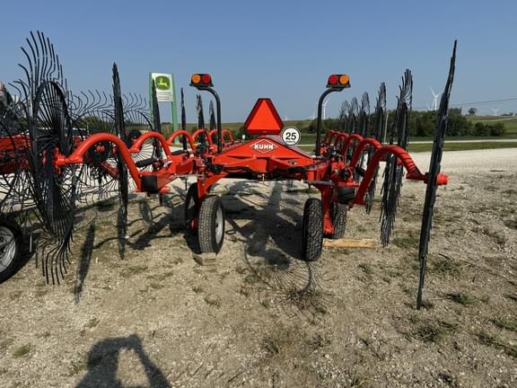 Image of Kuhn SR312 equipment image 1