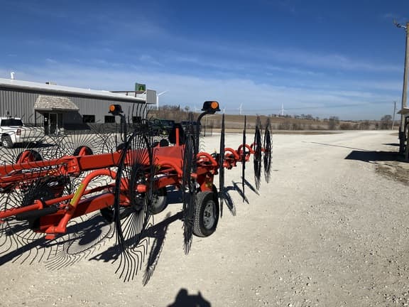 Image of Kuhn SR312 equipment image 2