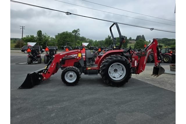 Image of Massey Ferguson 1835M equipment image 1