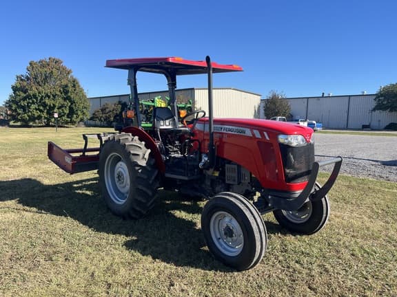 Image of Massey Ferguson 2605H equipment image 3