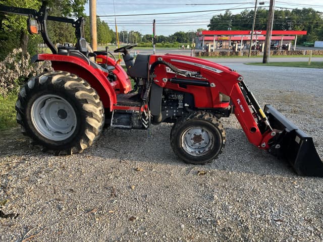 Image of Massey Ferguson 2850M equipment image 1