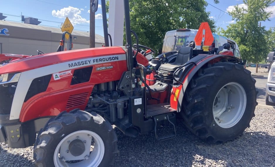 Massey Ferguson 3GE.105 Equipment Image0
