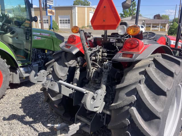 Image of Massey Ferguson 3GE.105 equipment image 3