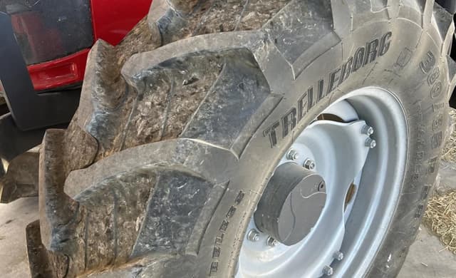 Image of Massey Ferguson 6713 equipment image 4