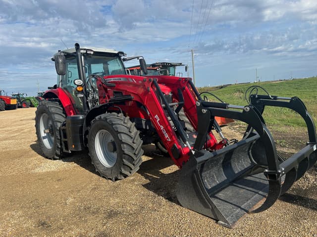 Image of Massey Ferguson 7S.155 equipment image 1