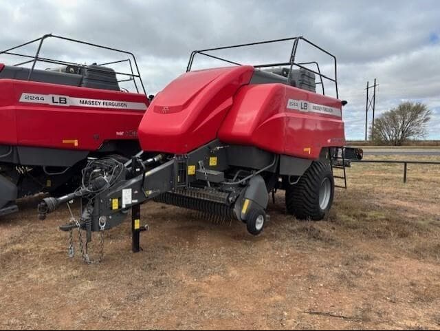 Image of Massey Ferguson LB2244 Primary image