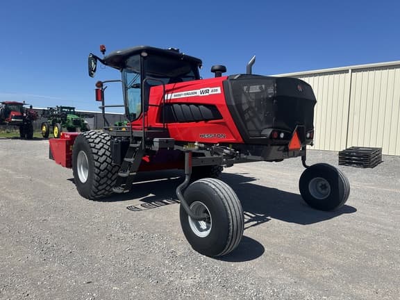 Image of Massey Ferguson WR235 equipment image 2