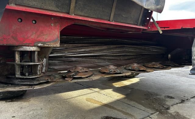 Image of Massey Ferguson WR235 equipment image 4