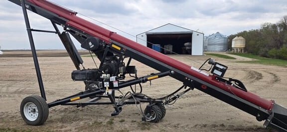 2024 Meridian FC1548 Equipment Image0