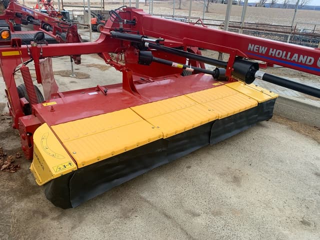 Image of New Holland 313 equipment image 2