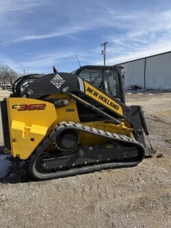 Image of New Holland C362 equipment image 4