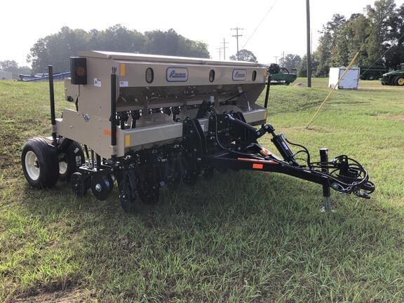 Image of Remlinger 2300 equipment image 2