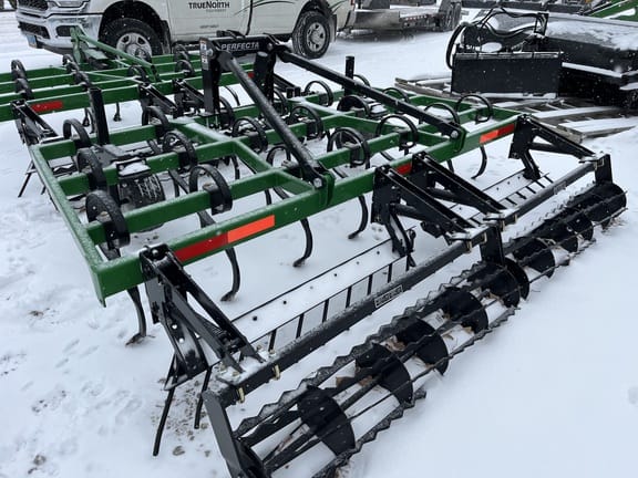 2024 Unverferth Perfecta 10 Equipment Image0