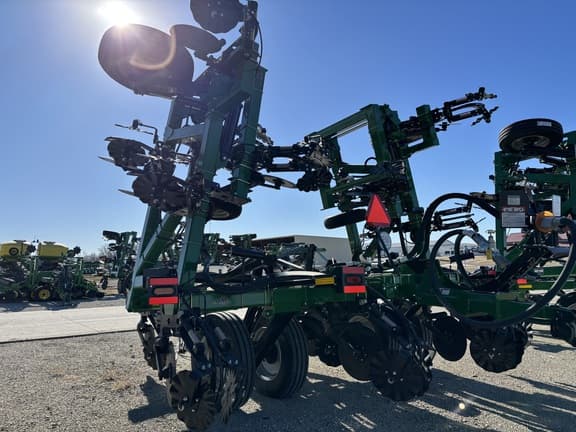 Image of Unverferth 2500 equipment image 2