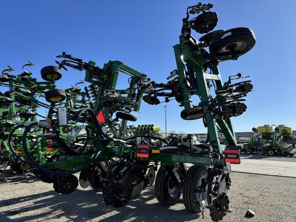 Image of Unverferth 2500 equipment image 4