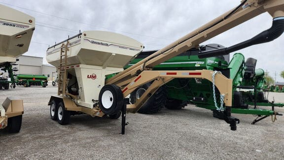 2024 Unverferth 3955DXL Equipment Image0