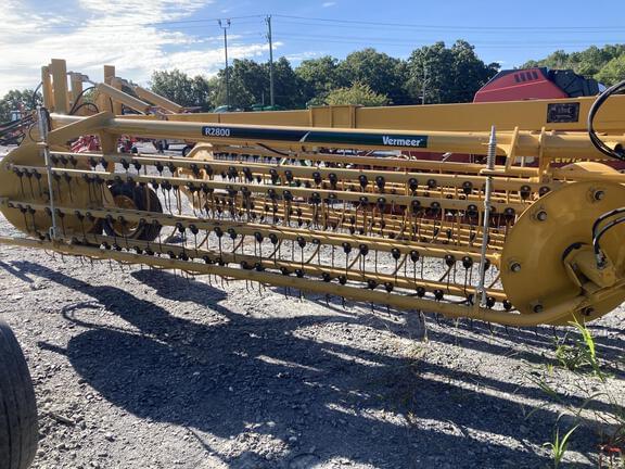Image of Vermeer R2800 equipment image 4