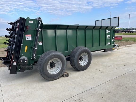 2025 Art's Way X550 Equipment Image0