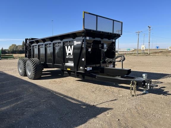 Image of Art's Way X900 equipment image 1