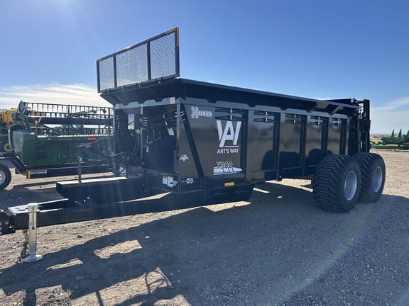 2025 Art's Way X900 Equipment Image0