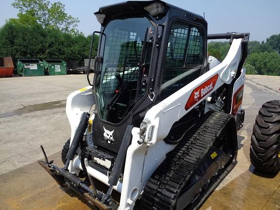 Image of Bobcat T66 equipment image 2
