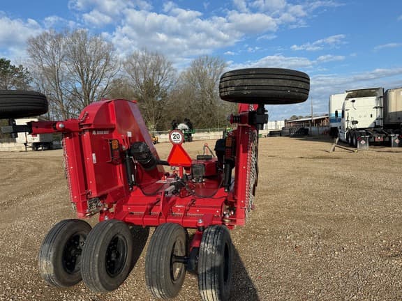 Image of Bush Hog 2215 equipment image 2