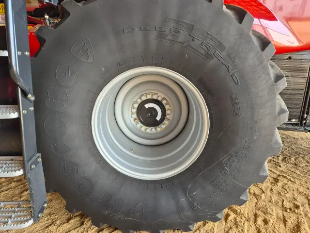 Image of Case IH 8260 equipment image 1
