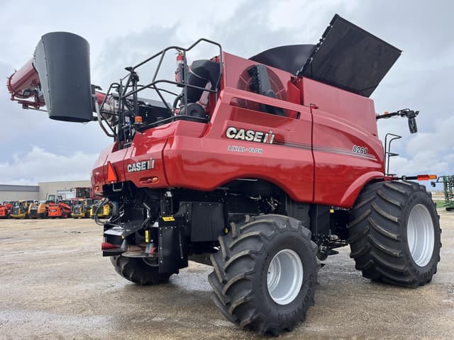 Image of Case IH 8260 equipment image 3