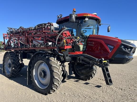 Image of Case IH Patriot 4350 equipment image 2