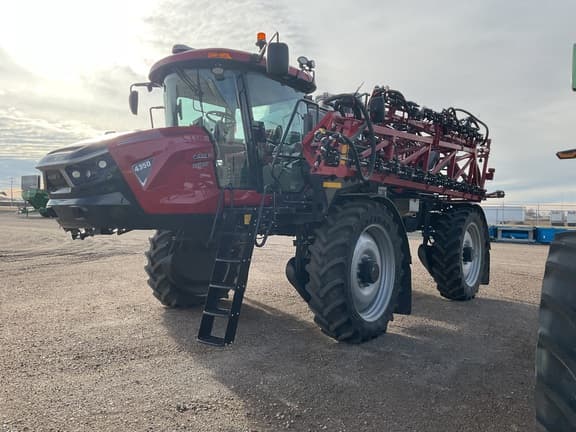 Image of Case IH Patriot 4350 equipment image 1