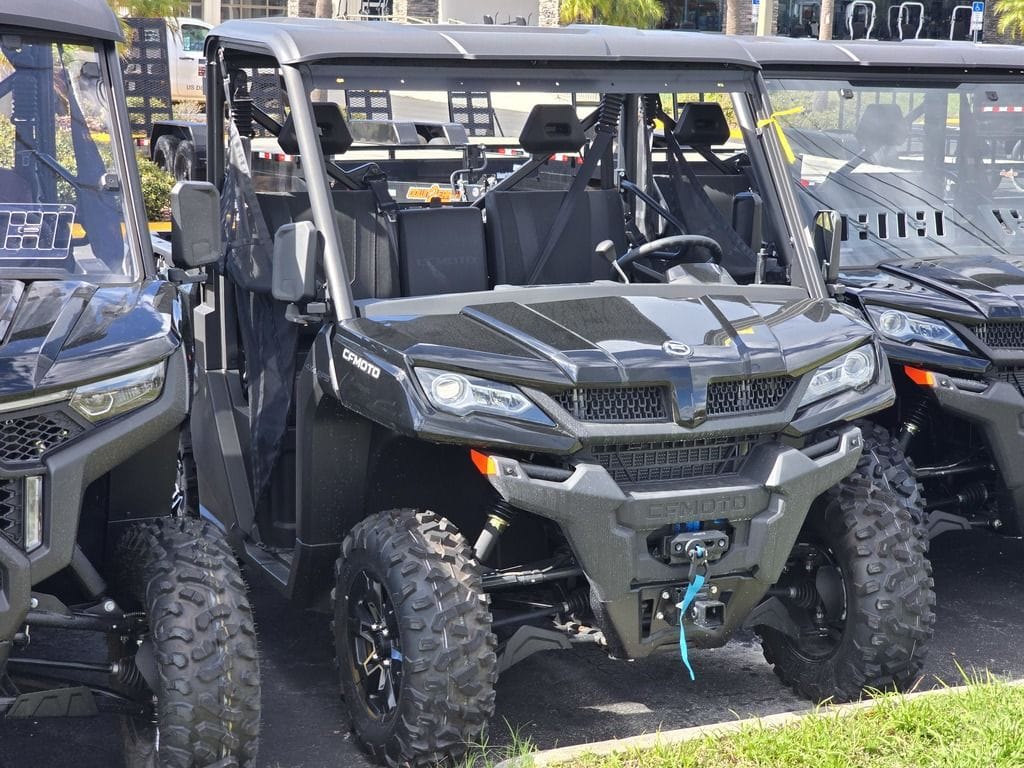 2025 CFMoto UForce 1000 Equipment Image0