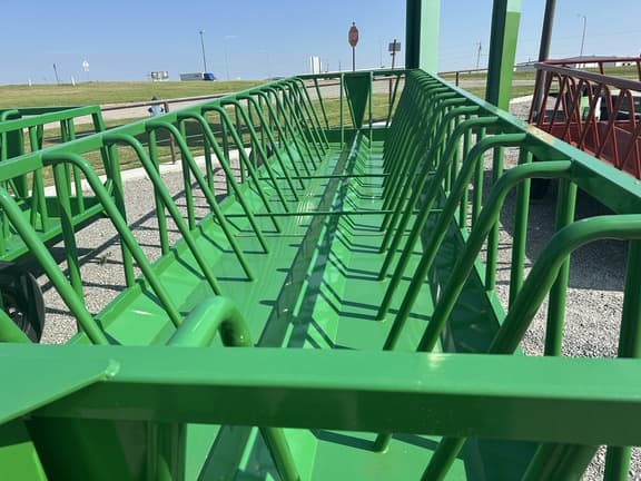 Image of DH Farm Equipment C-24S equipment image 4