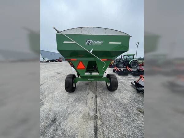 Image of E-Z Trail 3400 equipment image 3