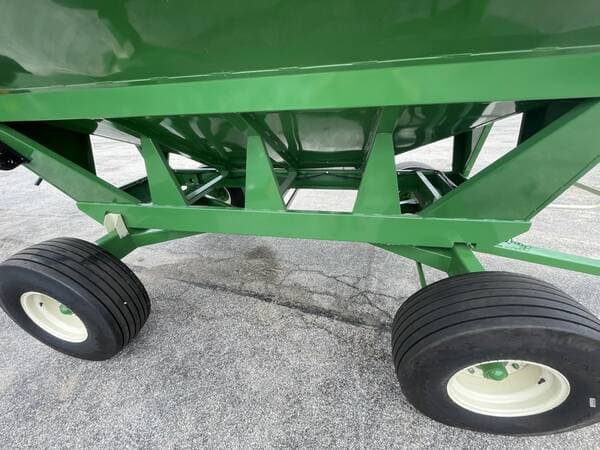 Image of E-Z Trail 3400 equipment image 4