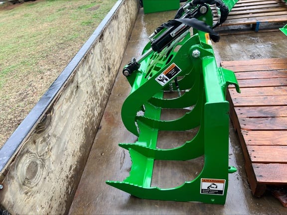 2025 Frontier AV20F Equipment Image0