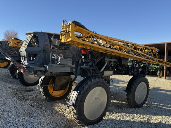 Image of Hagie STS12 equipment image 4