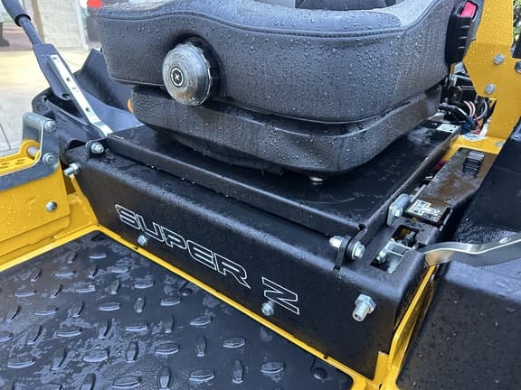 Image of Hustler Super Z equipment image 4