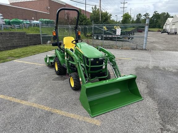 Image of John Deere 1023E Primary image