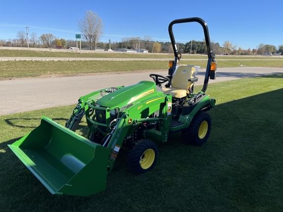 Image of John Deere 1025R equipment image 1