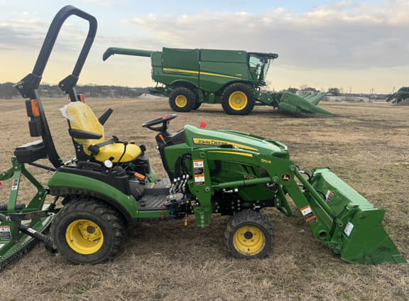 Image of John Deere 1025R equipment image 2