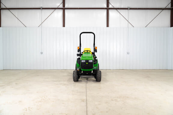 Image of John Deere 1025R equipment image 3