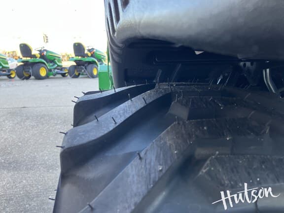 Image of John Deere 1025R equipment image 4