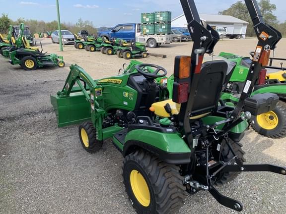 Image of John Deere 1025R equipment image 1