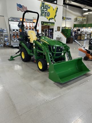 Image of John Deere 1025R equipment image 2