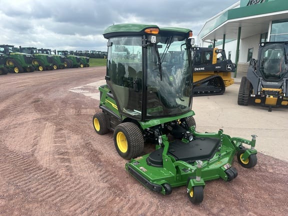 2025 John Deere 1575 Equipment Image0